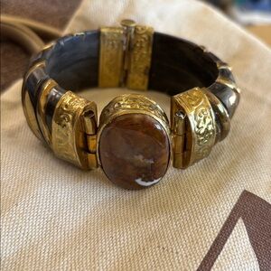 Two antique elephants tusk bracelets



.MAKE A OFFER